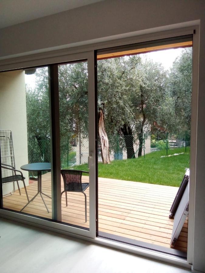 La Casa Sul Lago Apartments - Lemon Tree Apartment Лимоне-суль-Гарда Экстерьер фото